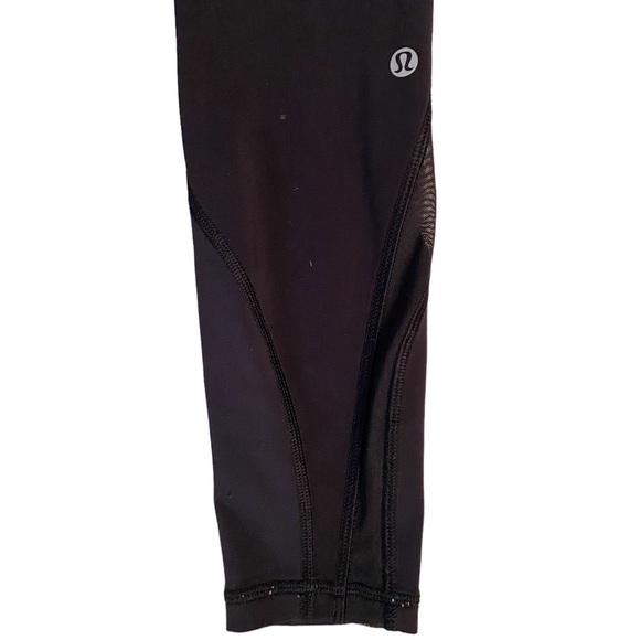 Lululemon Invigorate 7/8 Tight in Black Size 2 - Picture 9 of 11